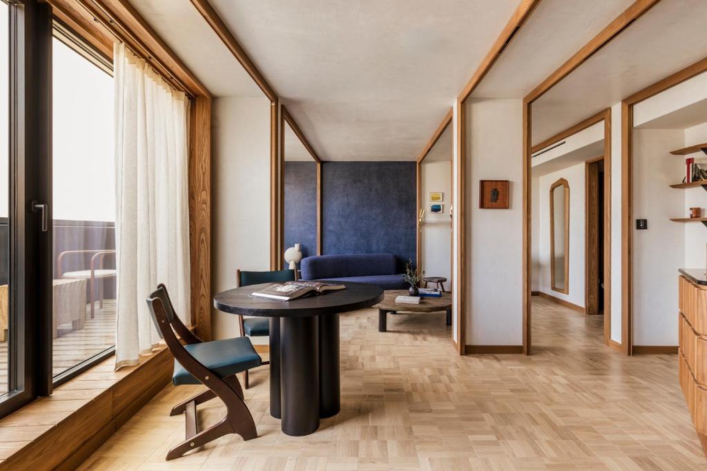 La Fondation - Resim 15