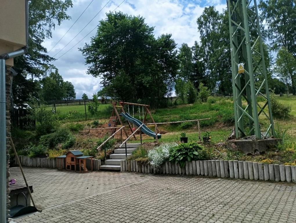 Herní místnost nebo prostor pro děti v ubytování Chalupa ve Vejprtech