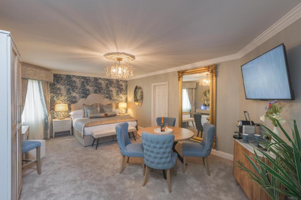 Voodi või voodid majutusasutuse Castle Arch Hotel toas
