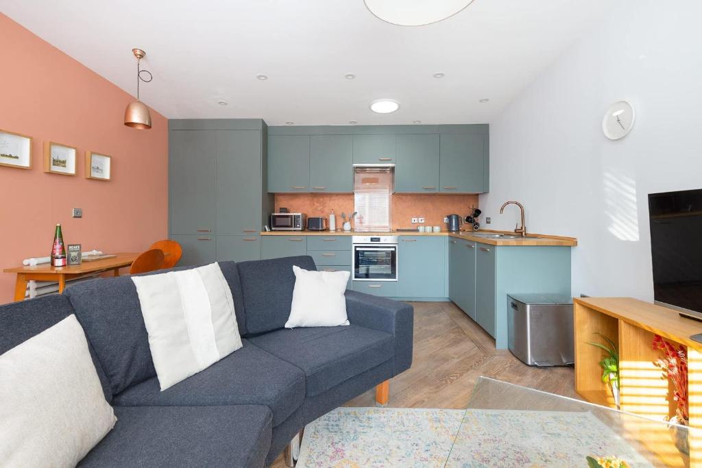 Η κουζίνα ή μικρή κουζίνα στο Stylish Home Beautiful Views & Parking Stroud