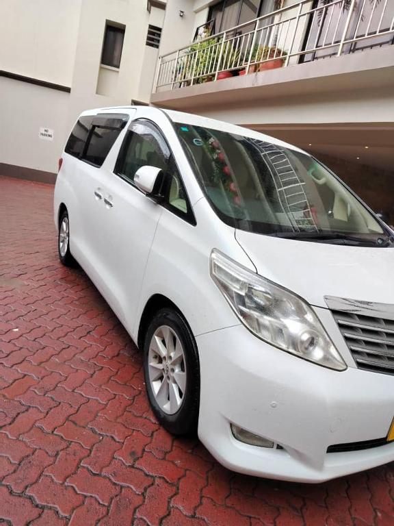 Gambar di galeri bagi taxi di Dar es Salaam
