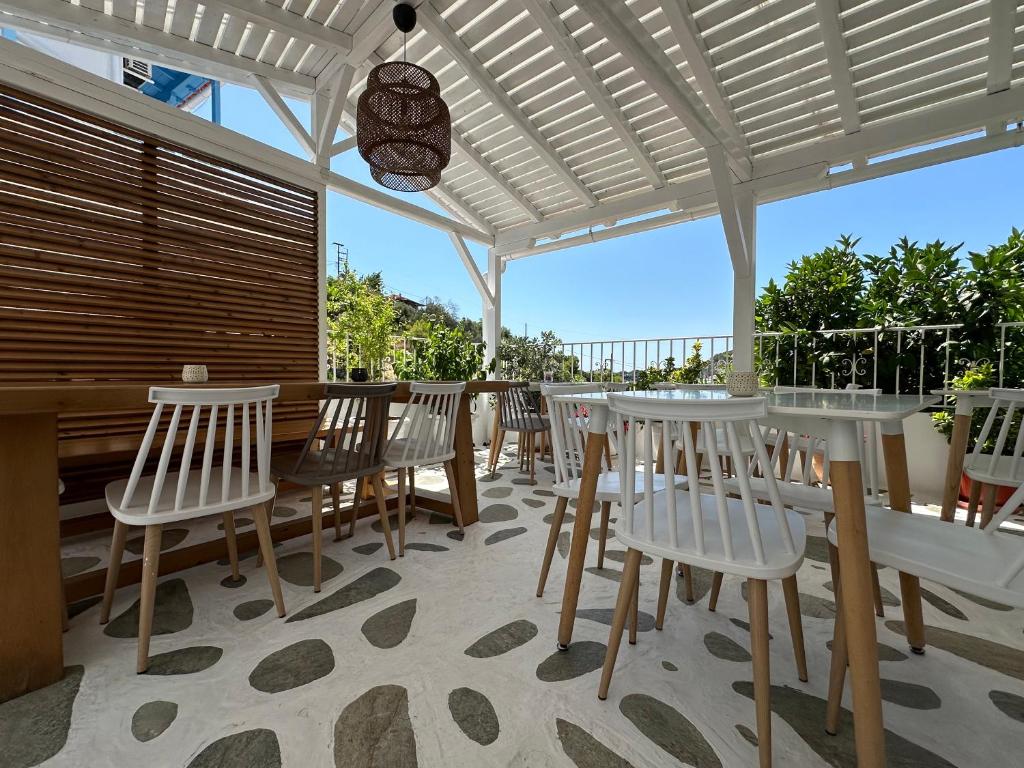 Balkón nebo terasa v ubytování Galini Hellenic Hospitality