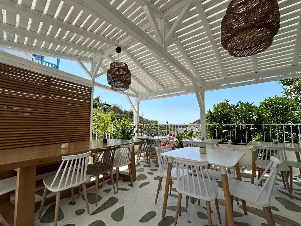 Balkón nebo terasa v ubytování Galini Hellenic Hospitality