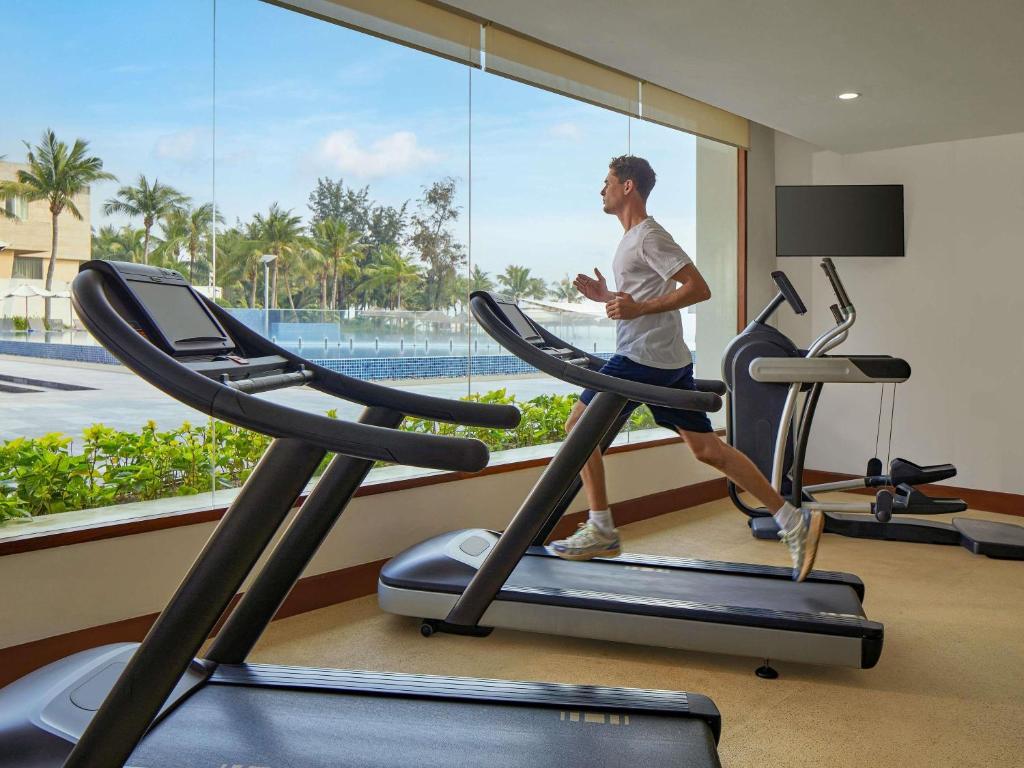 Fitness centrum a/nebo fitness zařízení v ubytování Pullman Danang Beach Resort