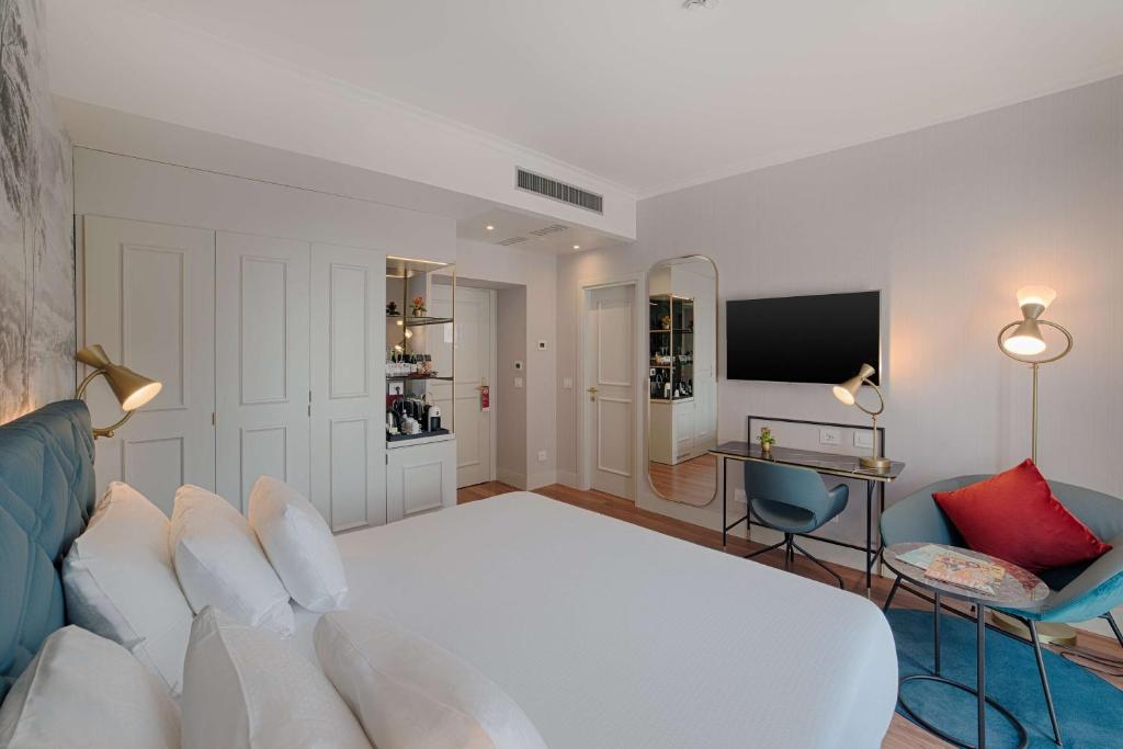 NH Collection Roma Fori Imperiali - Resim 21