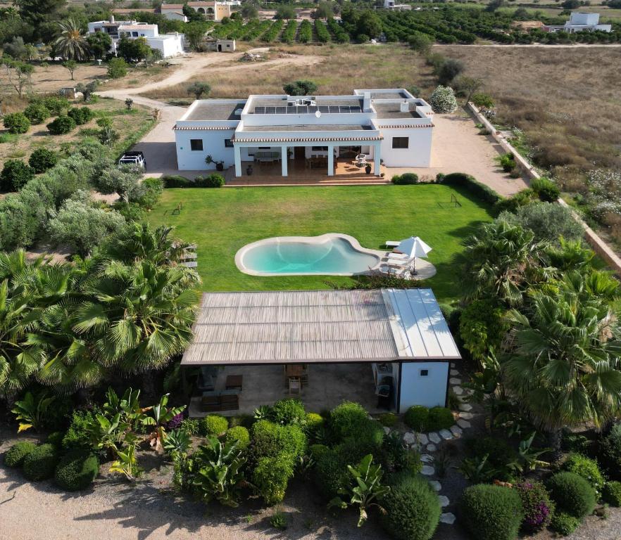 Πισίνα στο ή κοντά στο Villa Can Jaume Arabí de Baix