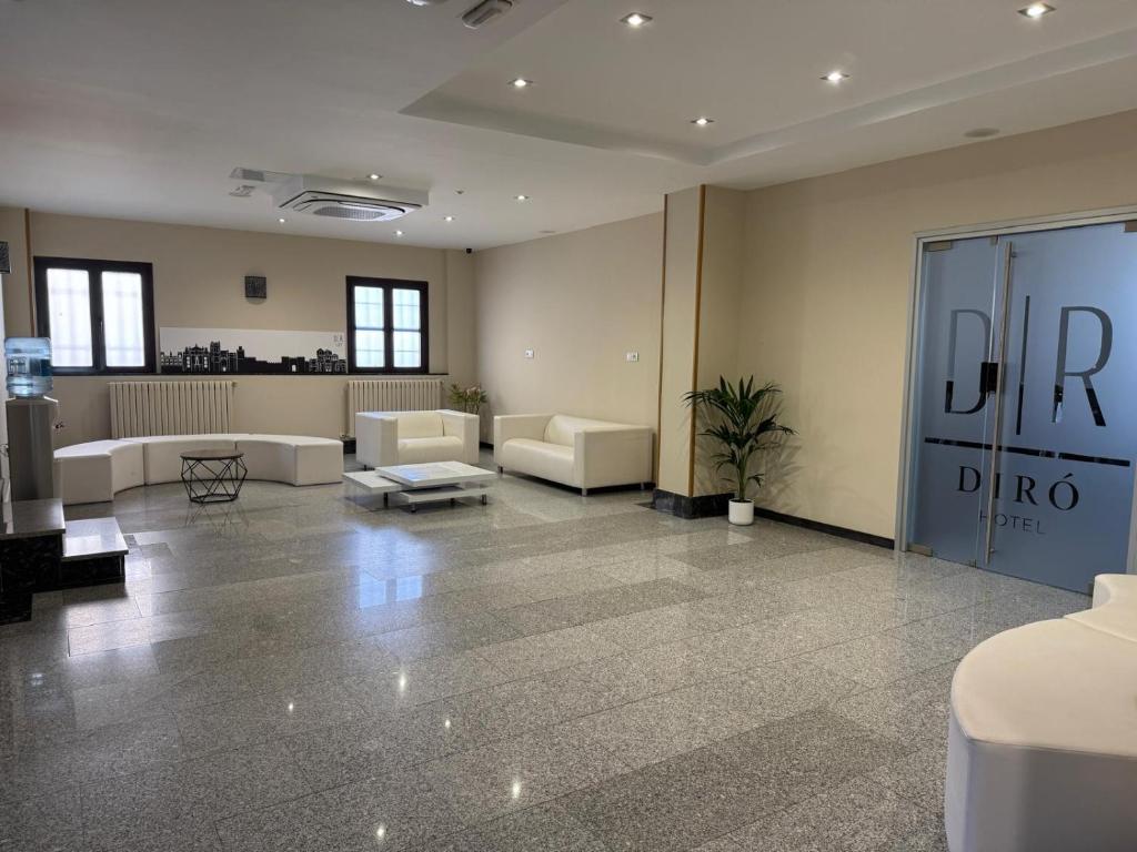 Vstupní hala nebo recepce v ubytování Hotel Ávila Diró