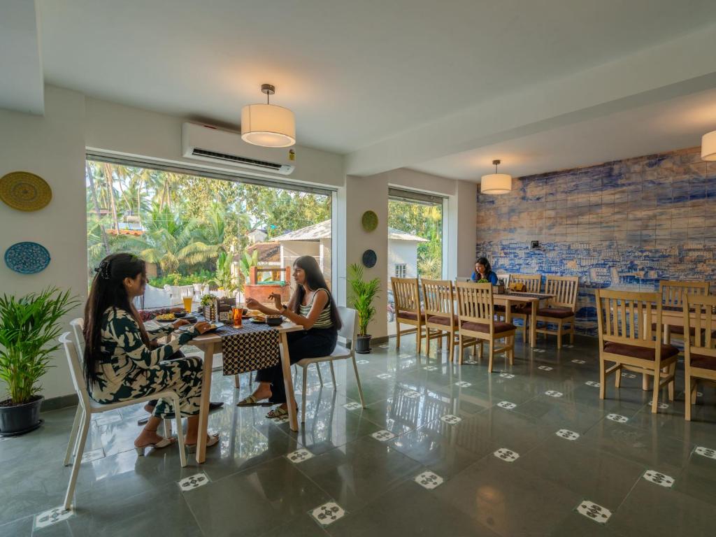 Veitingastaður eða matsölustaður á The Hosteller Goa, Old Goa