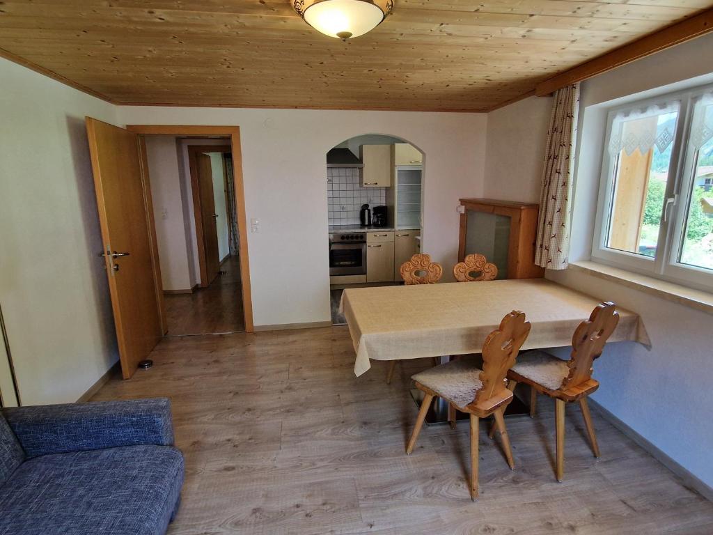 Kuchyň nebo kuchyňský kout v ubytování Pension Alpenblick