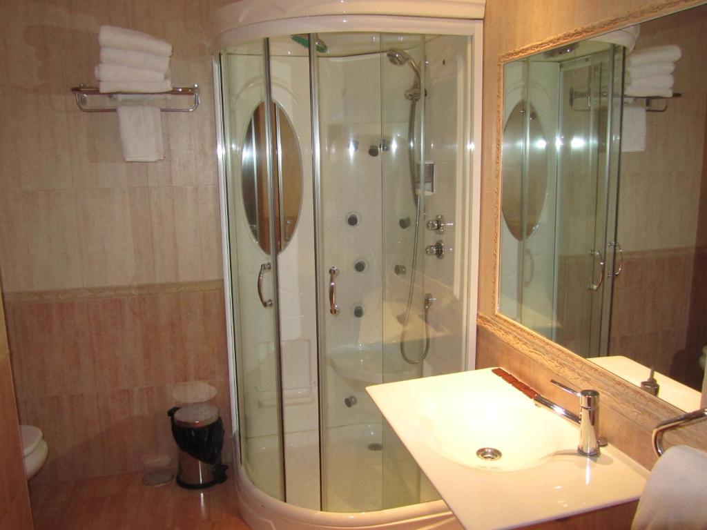 Koupelna v ubytování Hotel Galayos