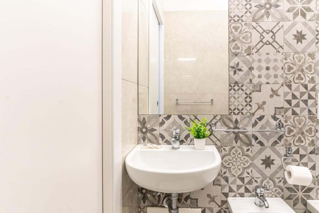 Koupelna v ubytování Hotel Lariana