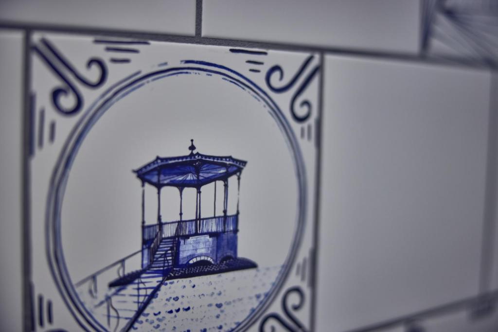 The July - Twenty Eight - Resim 18