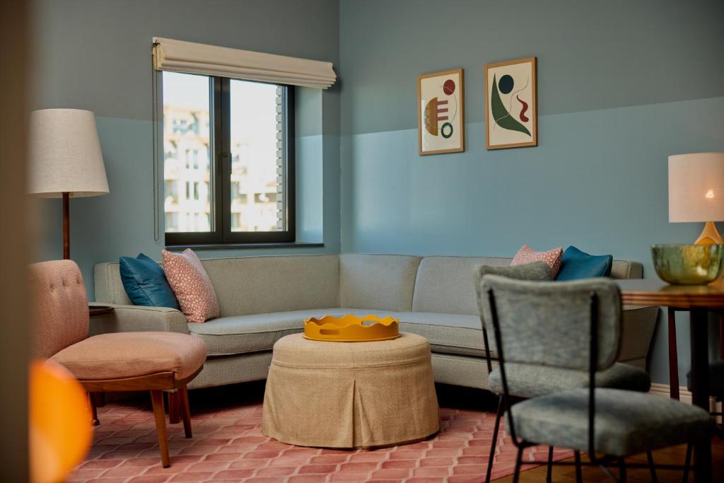 The July - Twenty Eight - Resim 23