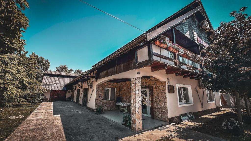 Budova, kde se hotel nachází