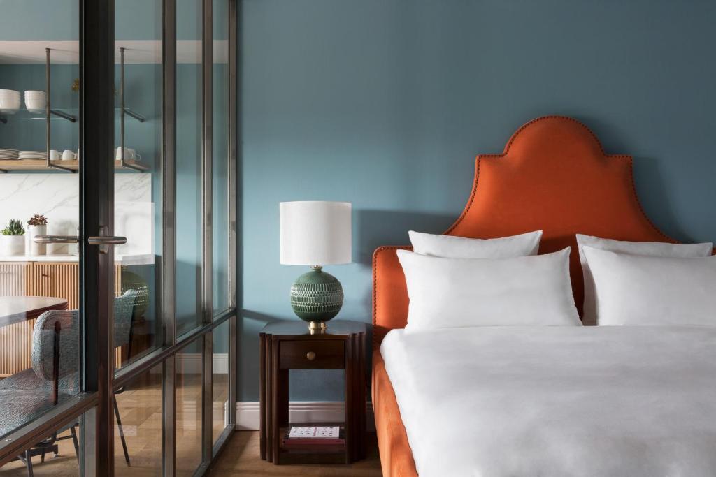 The July - Twenty Eight - Resim 29