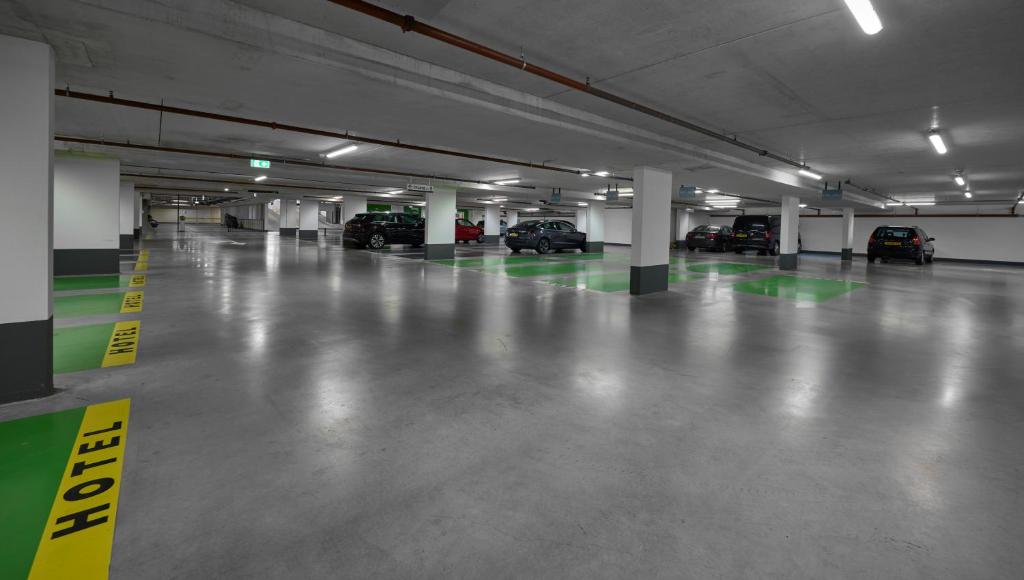 The July - Twenty Eight - Resim 45