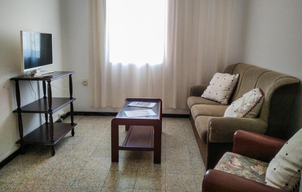 Μια τηλεόραση ή/και κέντρο ψυχαγωγίας στο Cedeira 2