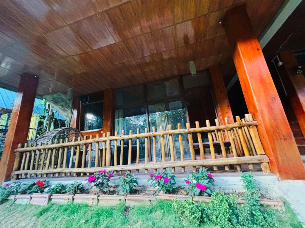 Ella Wood Cabin - 19