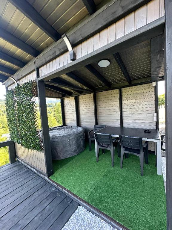 Patio o area all'aperto di Tiny House Todireni