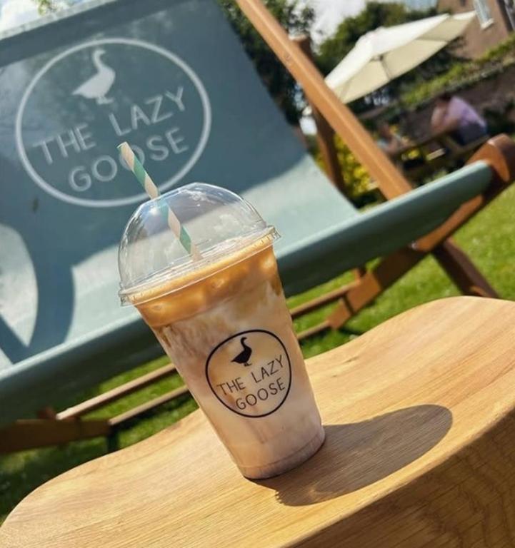 Nápoje v ubytování The Lazy Goose - Coffee House & Bedrooms