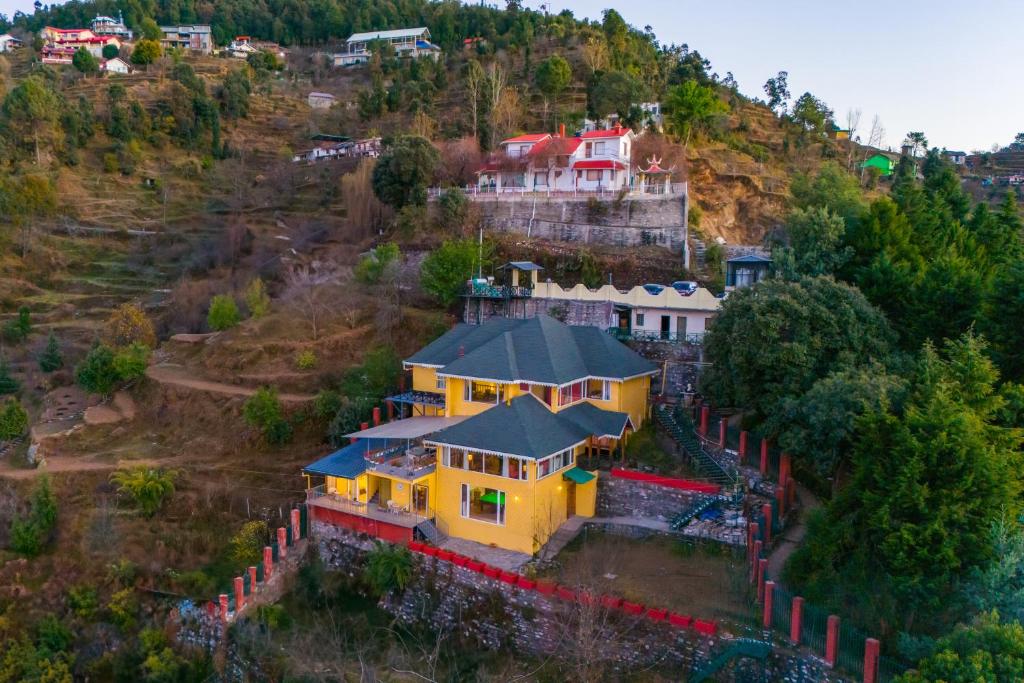 Loodusmaastik villa lähedal