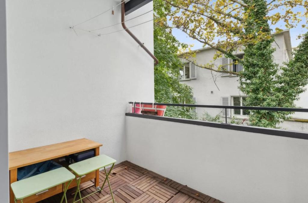 BASELiving Apartment 5 - 2 grosse Balkone - Bahnhof SBB - Resim 23