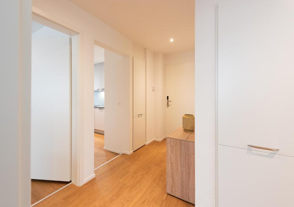 Zimmer mit Gemeinschaft Badezimmer und Küche - Resim 32