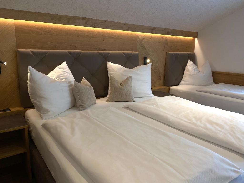 Postel nebo postele na pokoji v ubytování Appartement Hubner