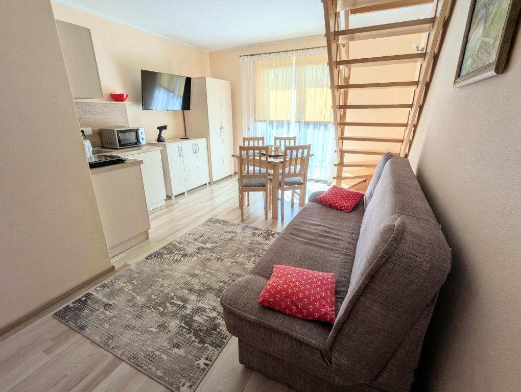 O bucătărie sau chicinetă la Apartament Laura