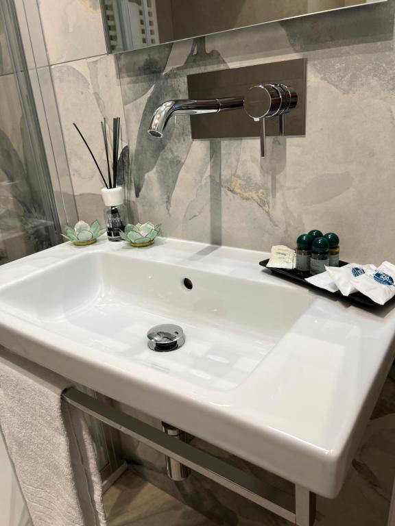 Koupelna v ubytování Annunziatella Suite & Rooms
