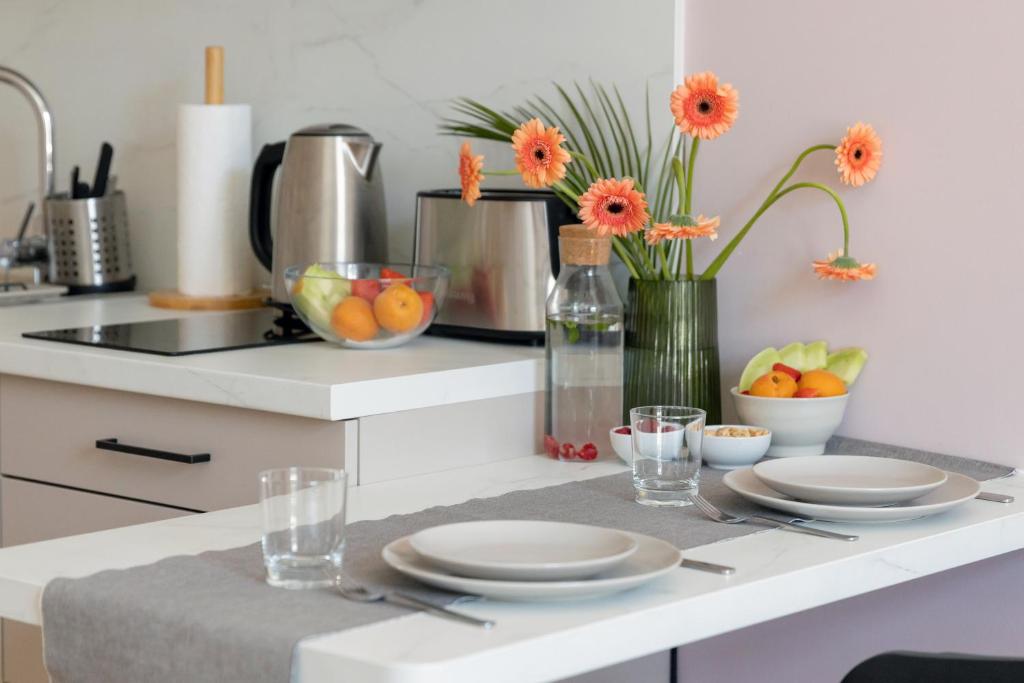 Oomph Apartments - 7