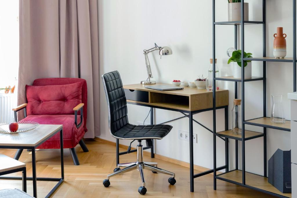 Visit Oomph Apartments - 8