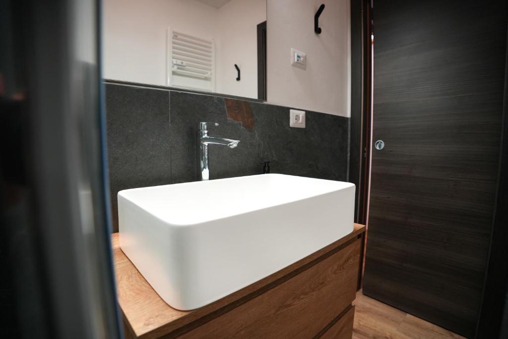 LAB House, Madonna di Campiglio — property photo 3
