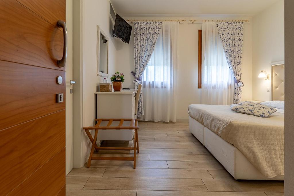 Agriturismo Casa Rossa - Habitación Doble O Twin Con Vistas A La Montaña