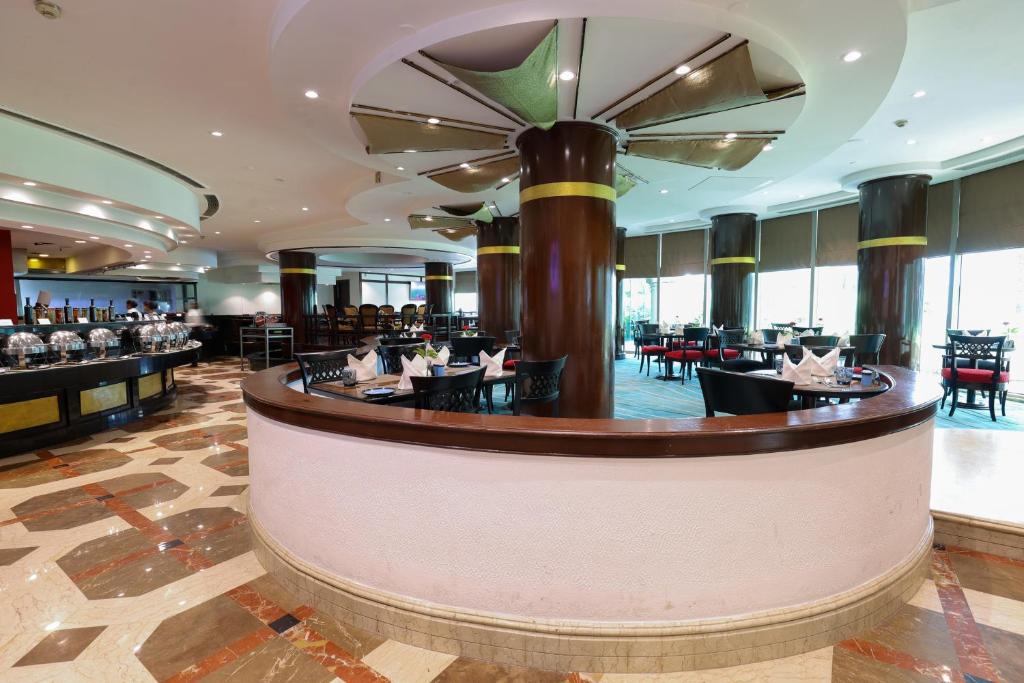 Restaurace v ubytování Le Royal Meridien Chennai