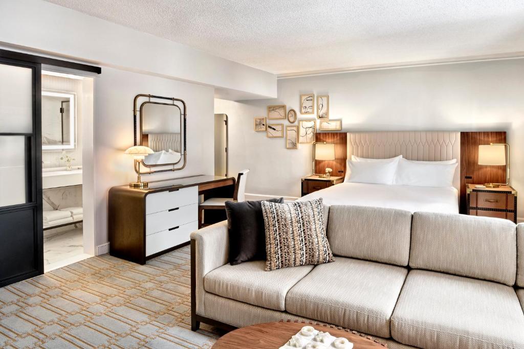Boston Omni Parker House Hotel - 