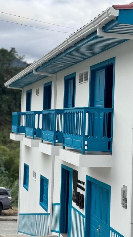 Το κτήριο όπου στεγάζεται  το ξενοδοχείο
