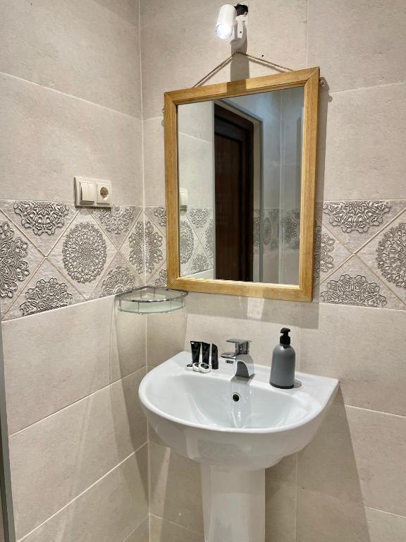 Koupelna v ubytování Guest House Keti Margiani Mestia