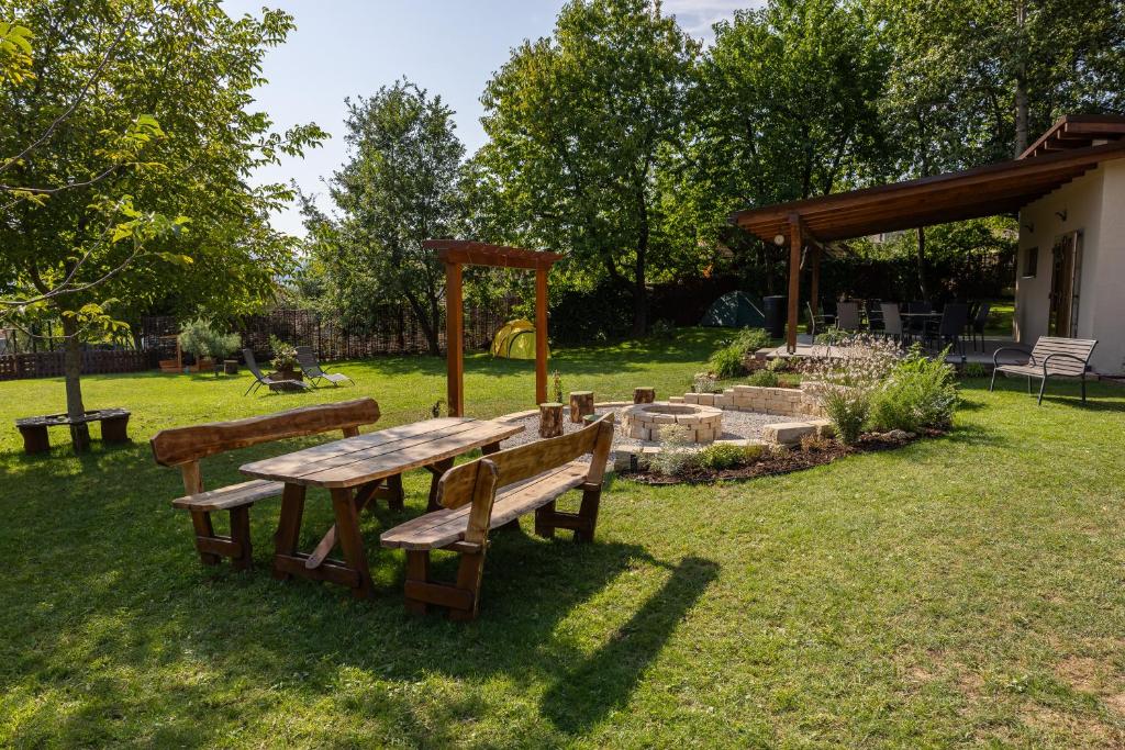 Zahrada ubytování Táborisko Bojnice - place for camping