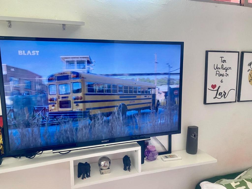 TV a/nebo společenská místnost v ubytování Apart T 0 Studio or Flat Style in Downtown