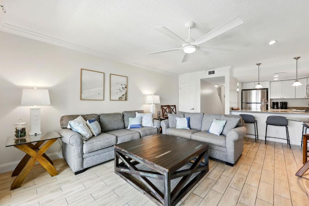 Gallery Detail: Sunshine At Ocean Villas Beachside Condo For 6 With Resort