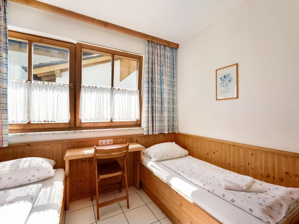 Postel nebo postele na pokoji v ubytování Traumhafte Wohnung im Berchtesgadener Land