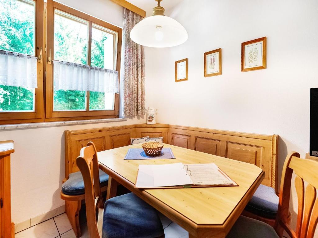 TV a/nebo společenská místnost v ubytování Traumhafte Wohnung im Berchtesgadener Land