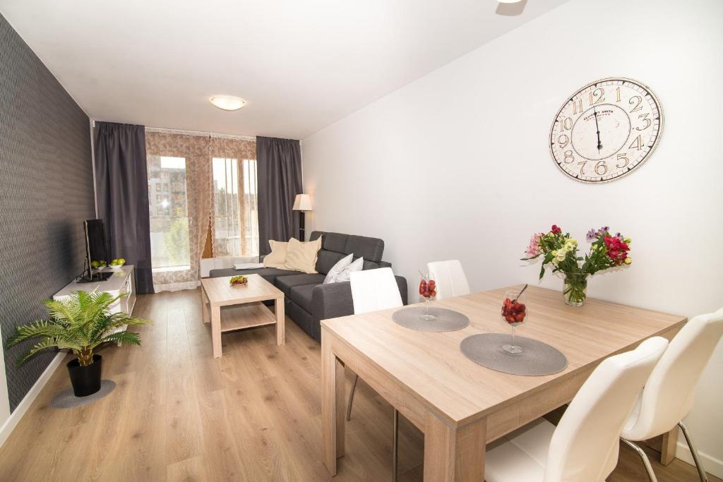 Staywin Aura Gdańsk I - Large One-Bedroom Apartment 4