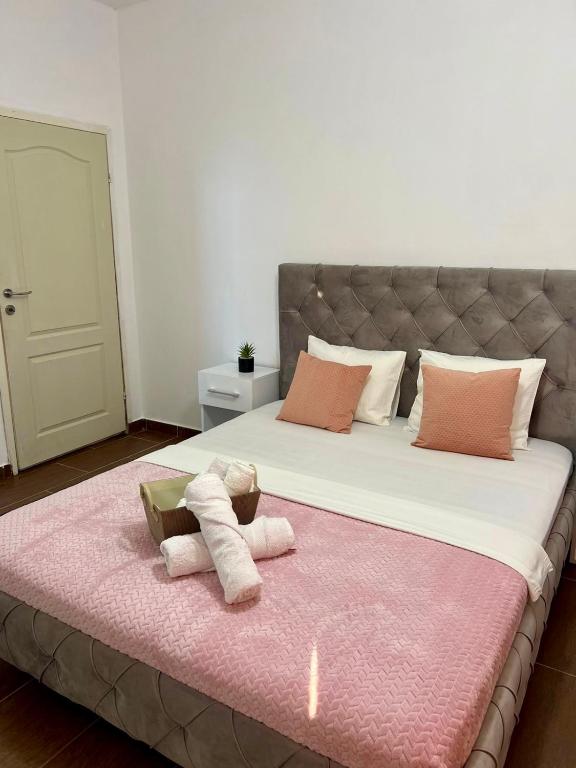 Postel nebo postele na pokoji v ubytování Apartments Katana