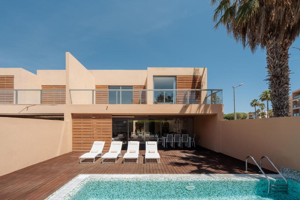 Salgados Premium Beach Villa by DA'Home