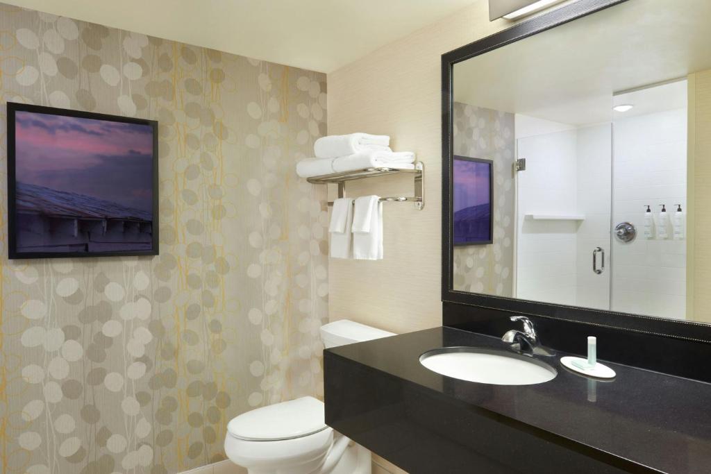 Fairfield Inn & Suites by Marriott Calgary Downtown - Resim 3