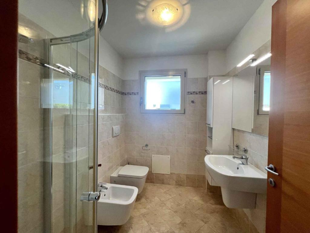 Fotografia z galérie ubytovania Apartment in Lignano Sabbiadoro 21787 v Lignano Sabbiadoro