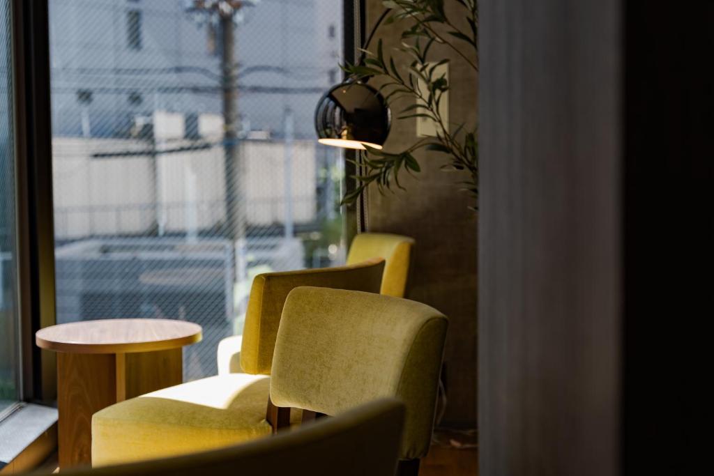 Posezení v ubytování GRIDS PREMIUM HOTEL OSAKA NAMBA