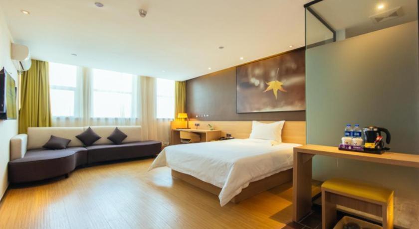 Χώρος καθιστικού στο IU Hotel Zhengzhou Erqi Wanda Plaza Daxue Road Branch